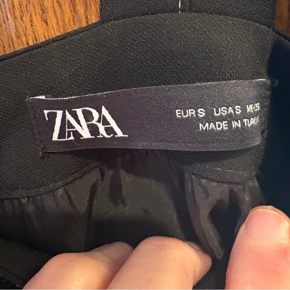 Zara $50 Black Pinafore Mini Skirt Suspenders Contrast Stitching Silver Buttons - Picture 4 of 11